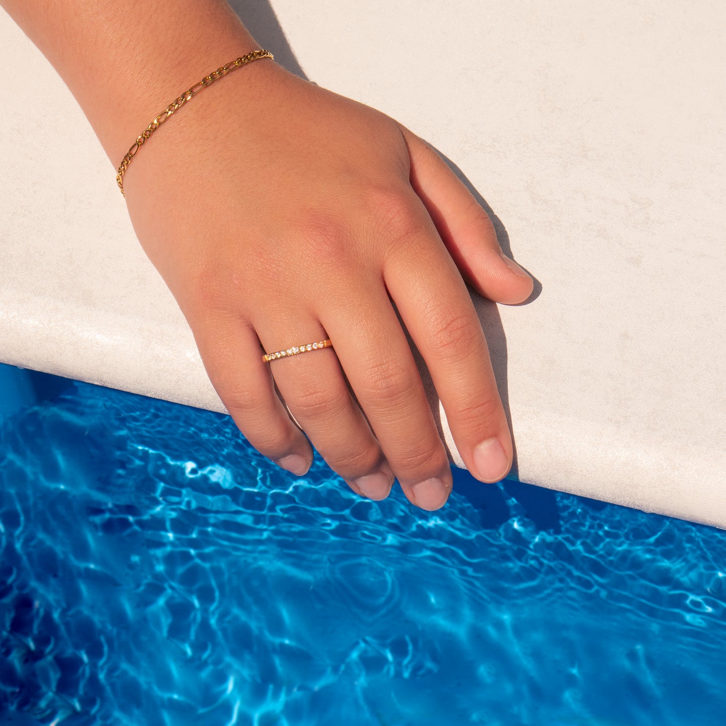 Inlaid Zirkon Ring